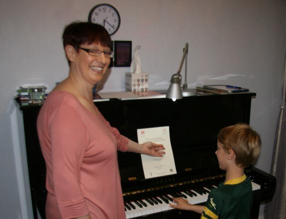 [Piano Certificate]